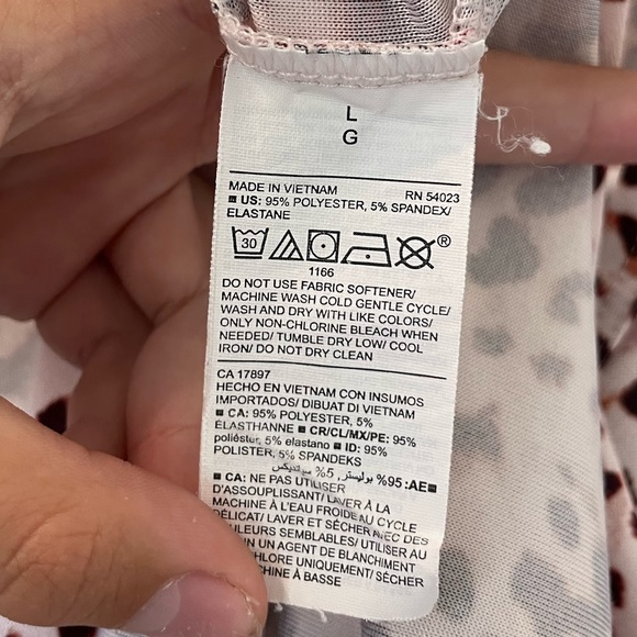 MATCHING WORKOUT SET IN PINK CHEETAH PRINT - Picture 5 of 14